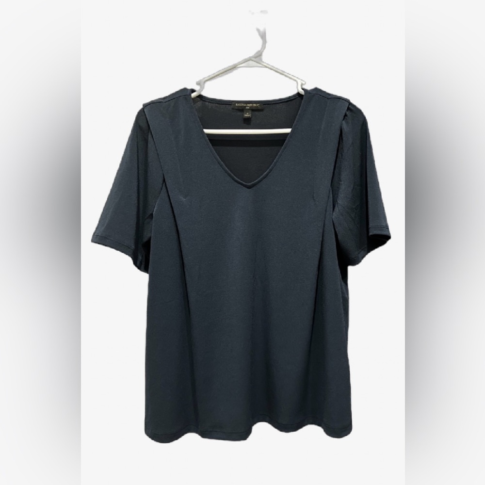 Banana republic shirt. Only worn once